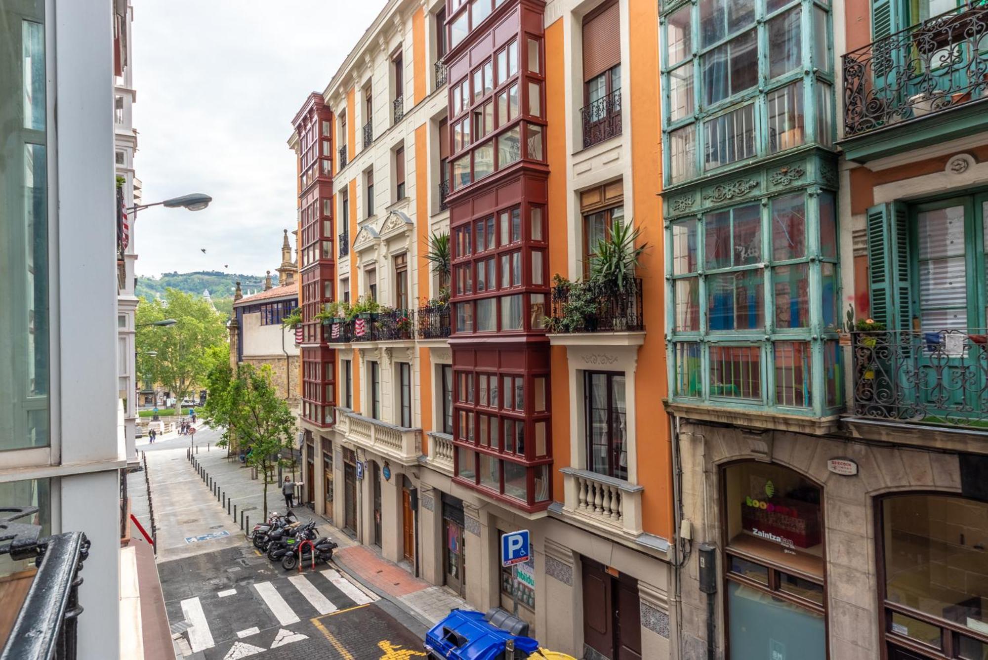 Encantador Apartamento En El Casco Antiguo De 毕尔巴鄂 外观 照片