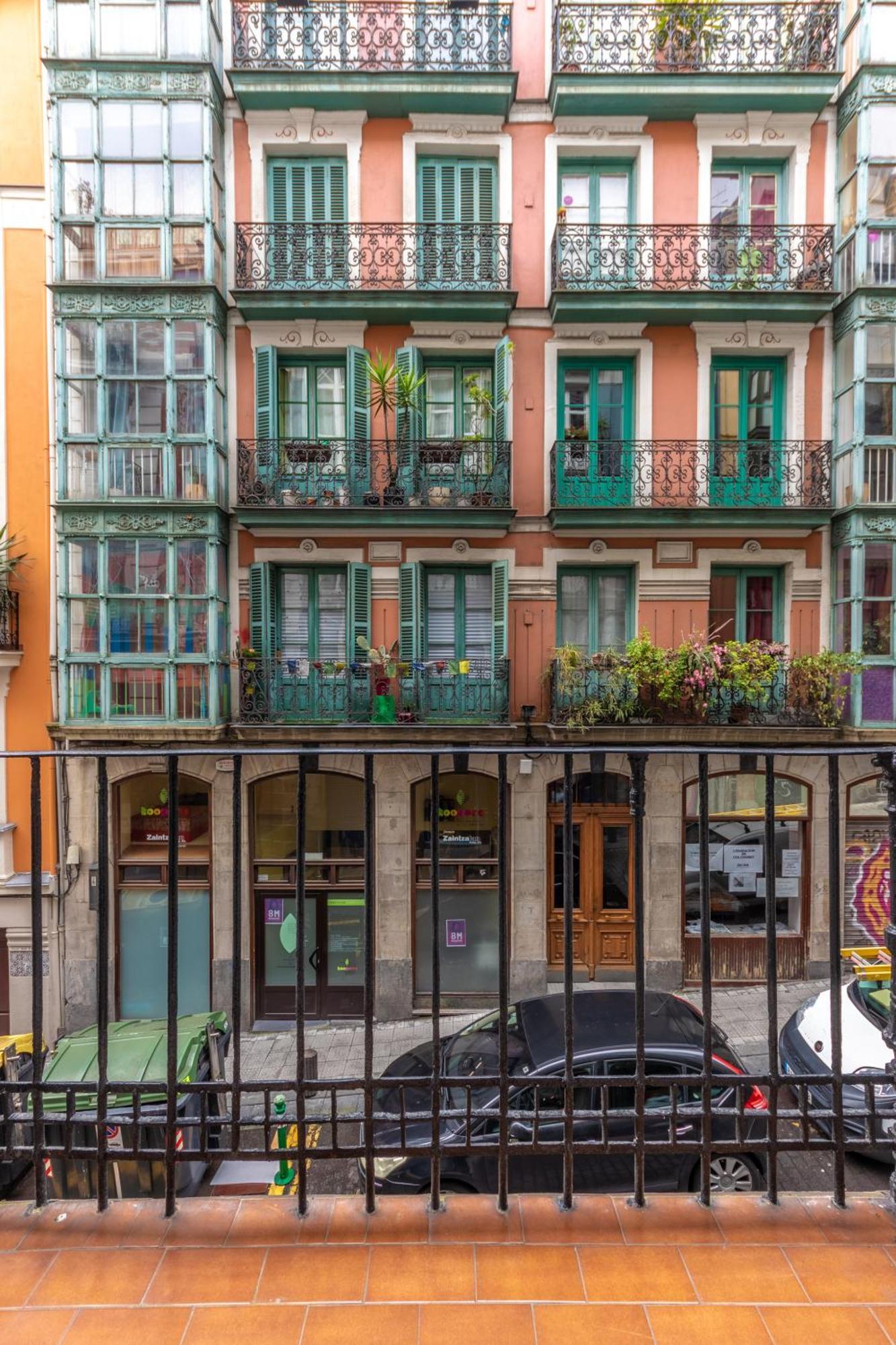 Encantador Apartamento En El Casco Antiguo De 毕尔巴鄂 外观 照片